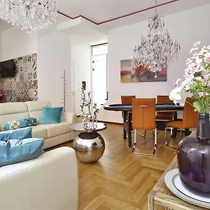  Apartment Luxury Family Houses